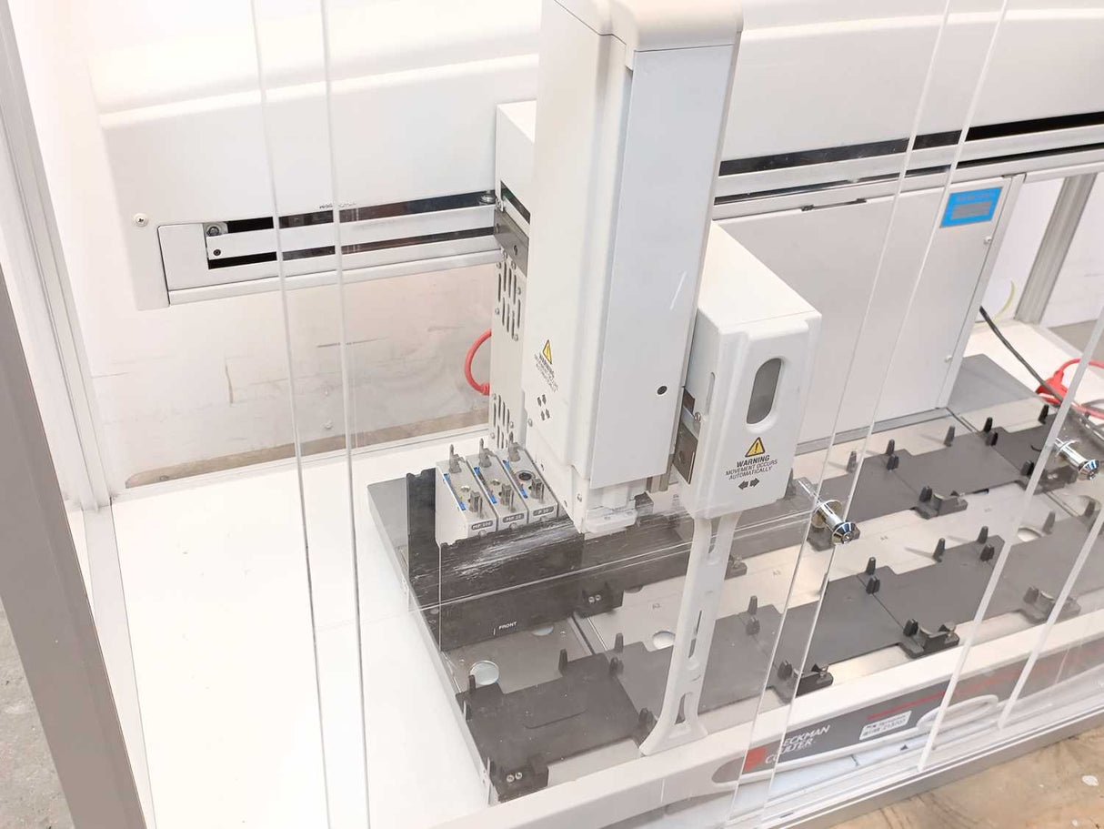 Beckman Coulter 986120 Biomek 3000 Laboratory Automation Workstation