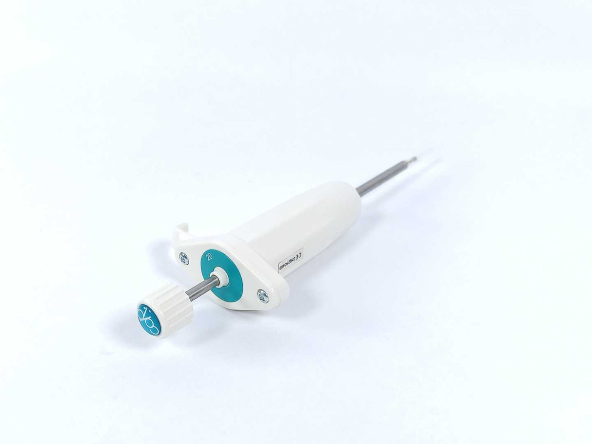 CDR 215001Z01CF easyPipette Positive-displacement Pipette 20/25µl