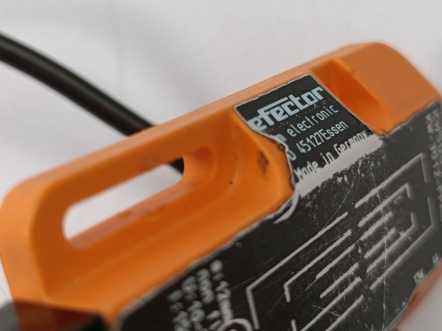 Ifm Electronic KW-3012-FPKG/NI KW5001 Capacitive Sensor
