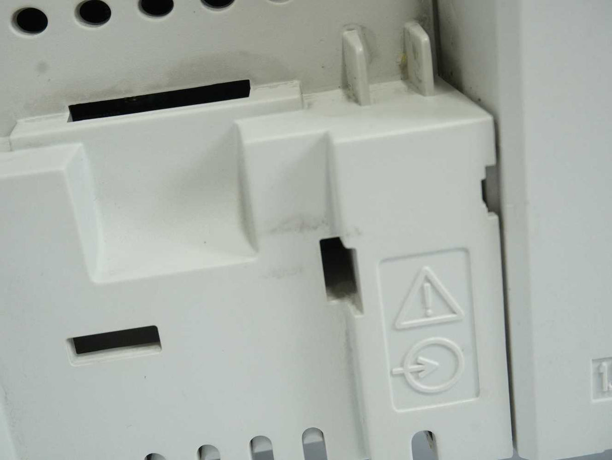 Emerson DST1401 Digitax ST Servo Drive 3098-0014