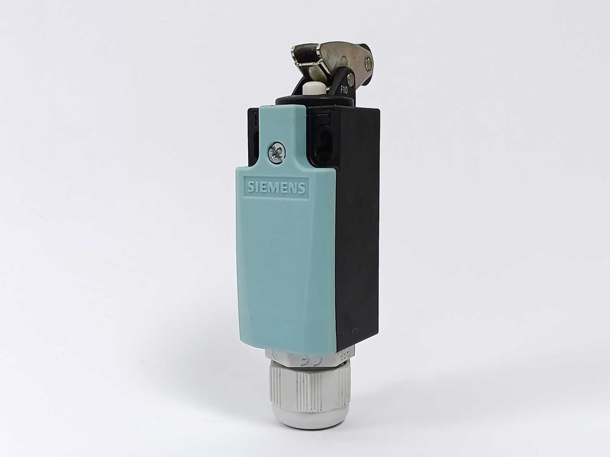 Siemens 3SE5232-0HF10 SIRIUS Roller Lever Limit Switch Ui400V