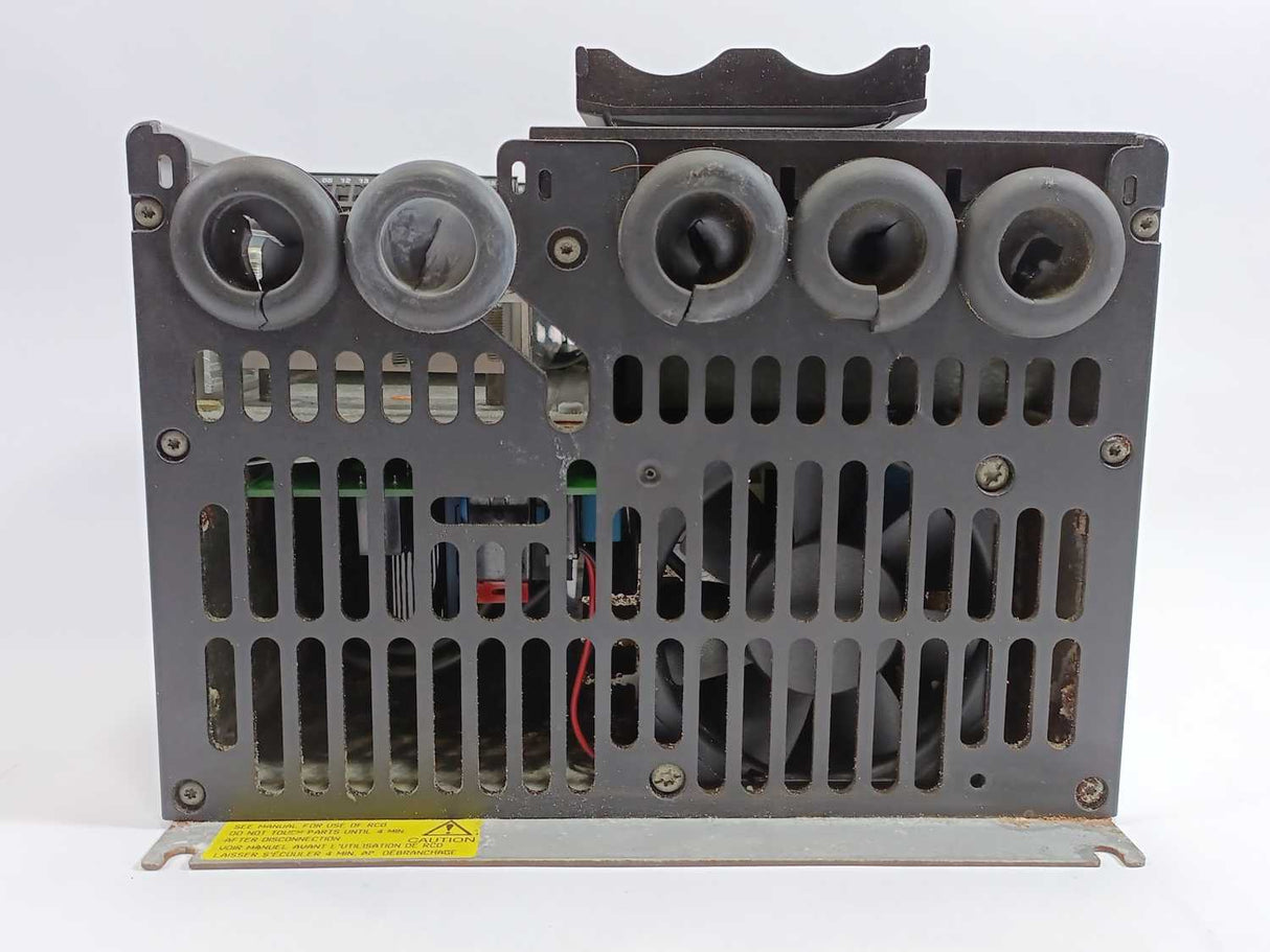 Danfoss VLT5004PT5C20SBR3DLF00A00C0 175Z0138 VLT 5000 Frequency Converter 4.3kVa