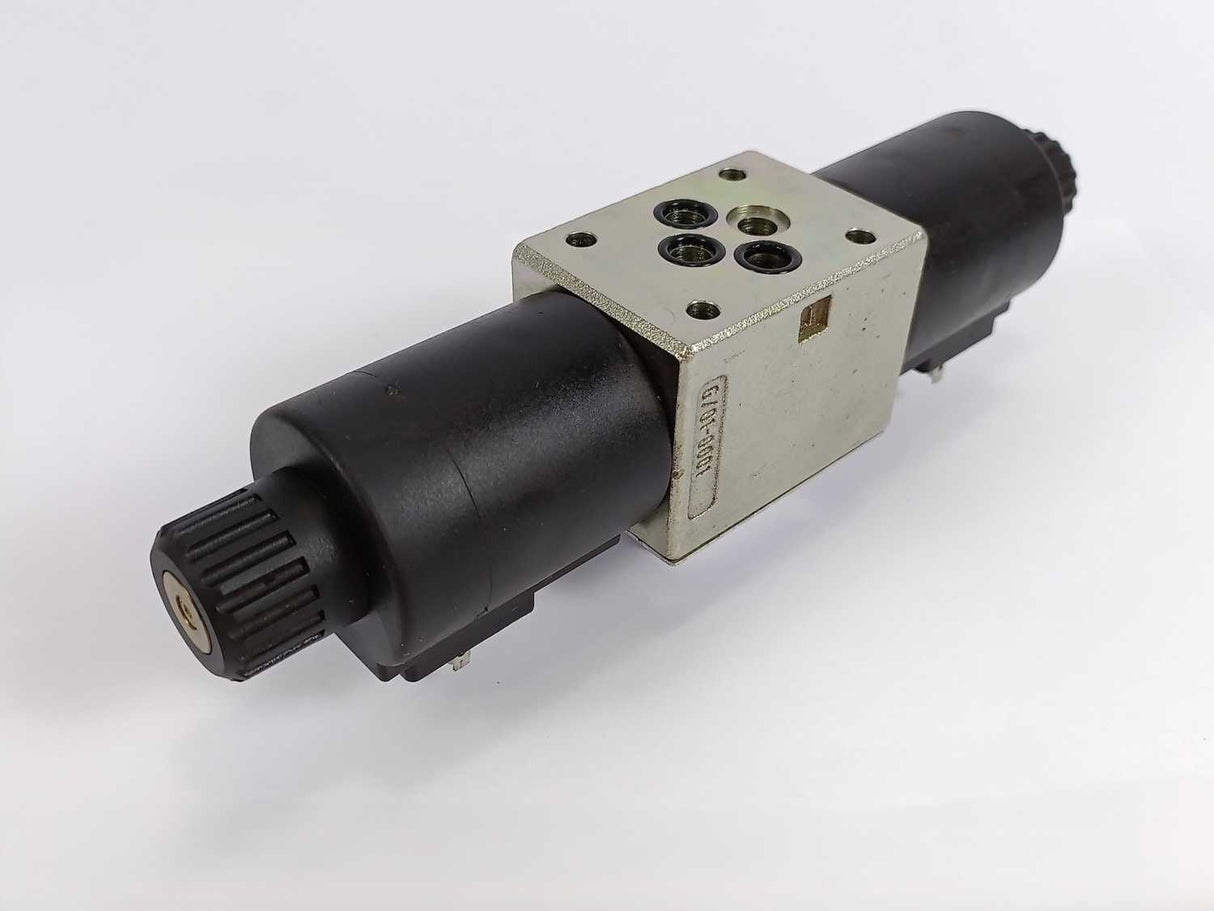 Bosch Rexroth R933003799 L5111B201OC0100 4/3-4/2 Directional Valve