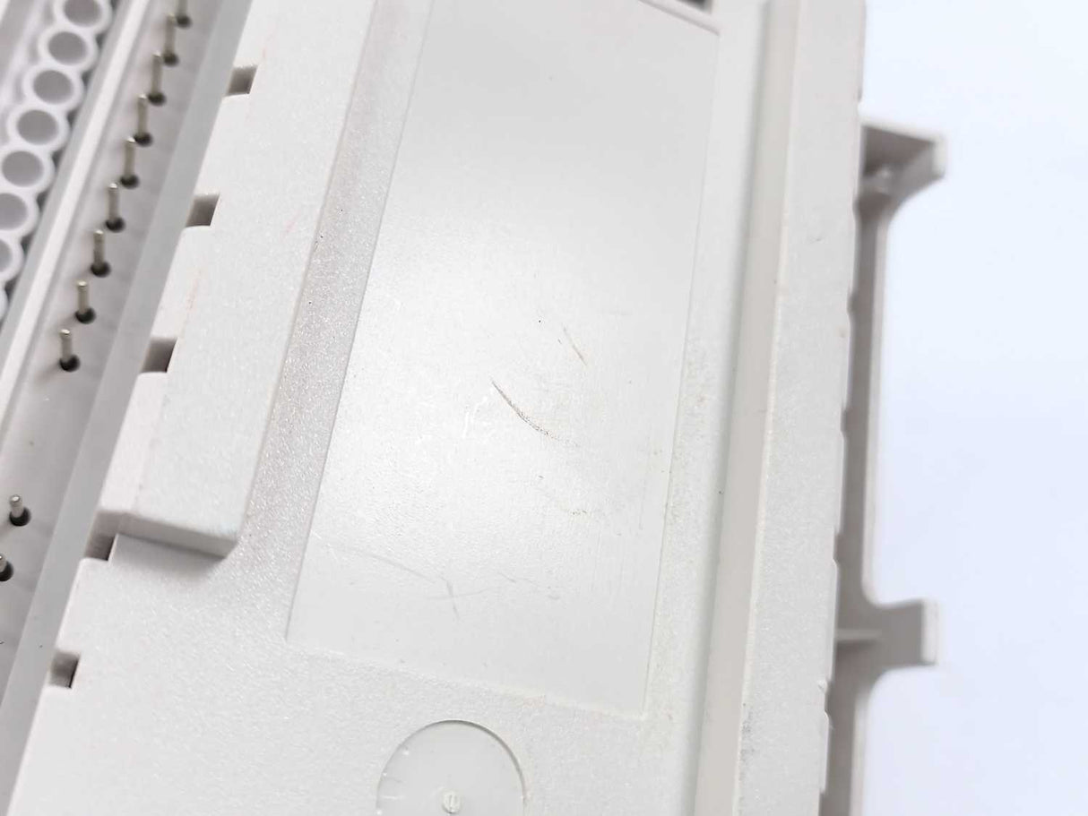 TAC 0-073-0030-0 Xenta 281/N/P Programmable Controller