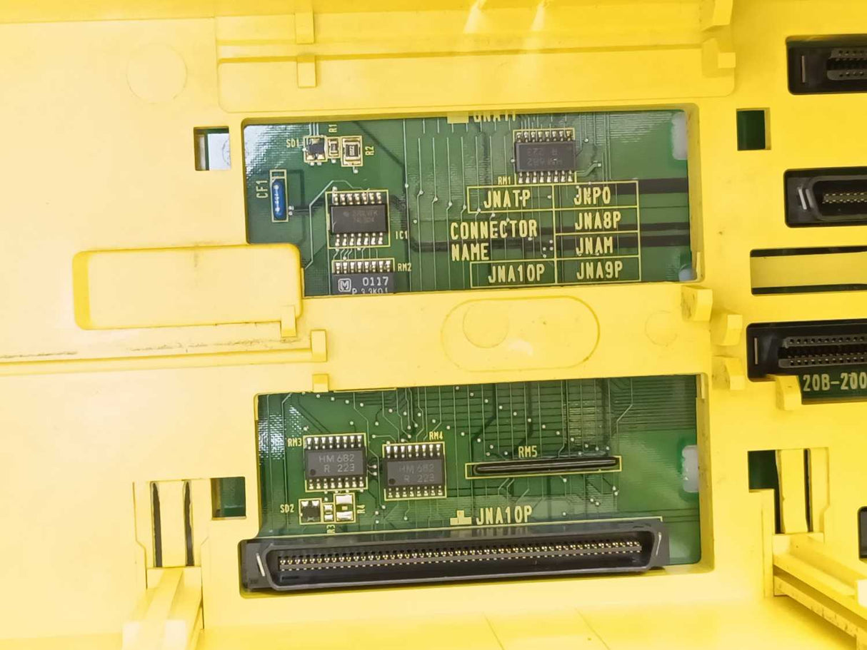 Fanuc A05B-2400-C061 PLC Module Rack