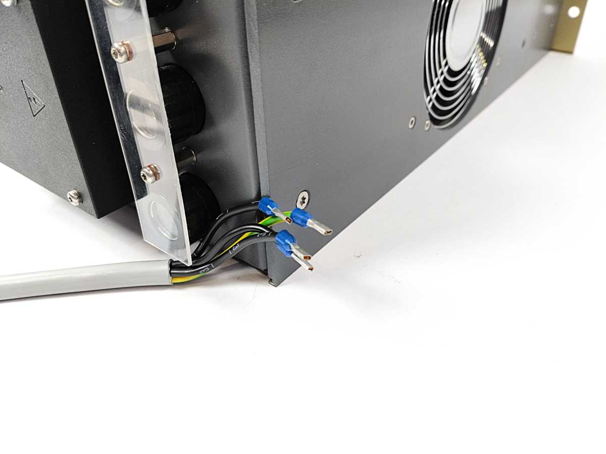 Rofin DL High-Power DC Power Supply. 45V at 70A
