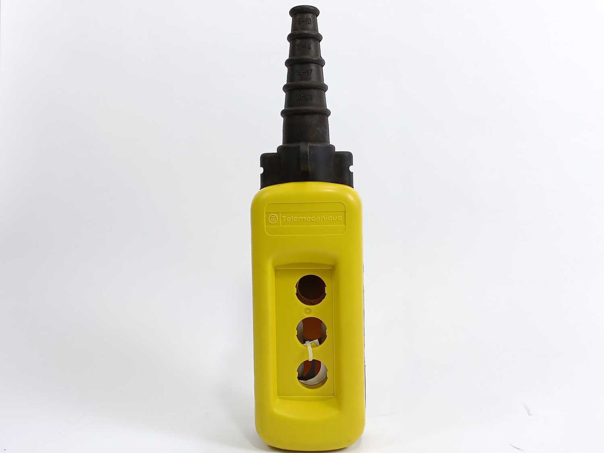 Schneider / Telemecanique XAC-A 2814 Control Switch Enclosure