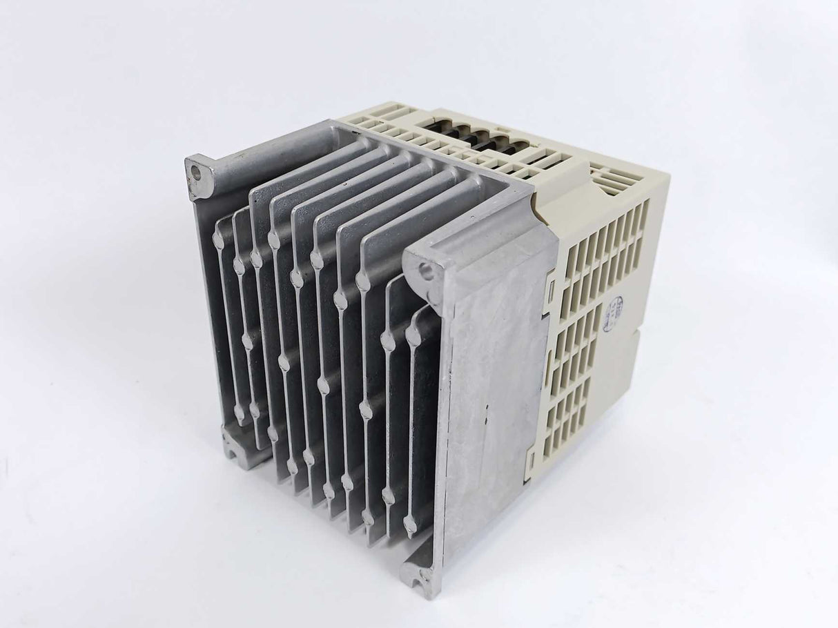 OMRON 3G3EV-AB007MA-CUES1 SYSDRIVE 3G3EV Inverter