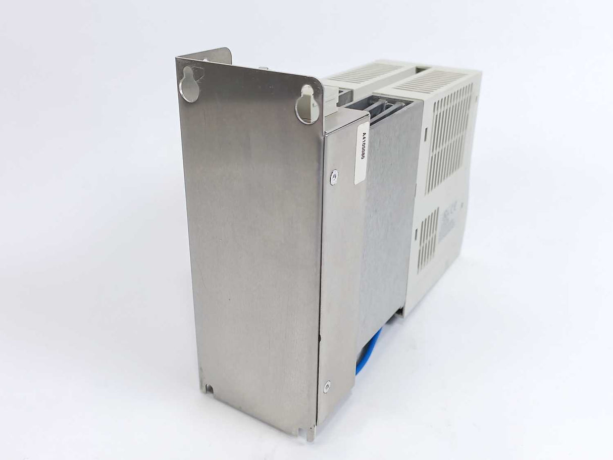Mitsubishi FR-S520SE-0.75K-EC S500 Inverter 0,75kW w/ Rasmi 152736 Filter
