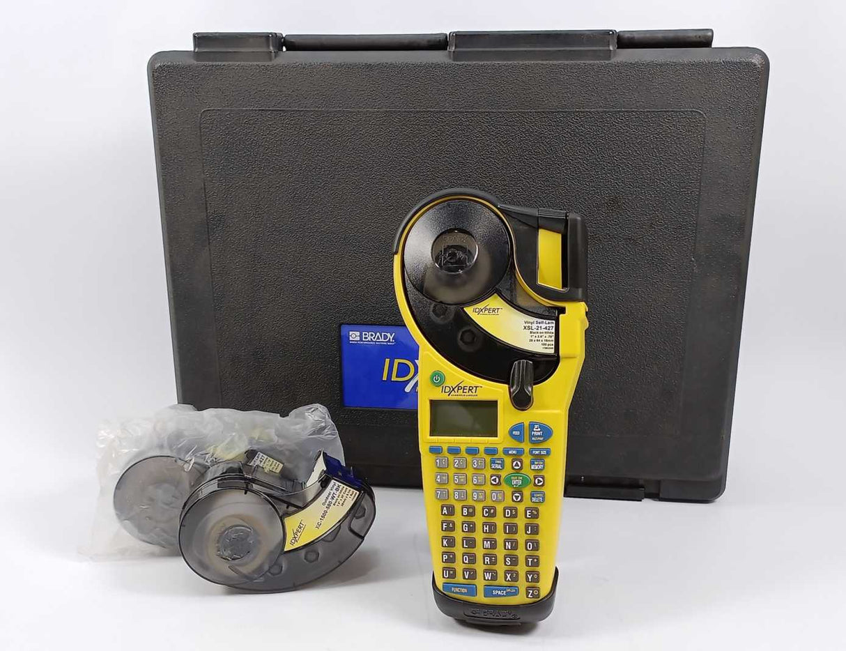 Brady IDXPERT Handheld Labeler + 2x XSL-21-427 + XC-1500-580-WT-BK