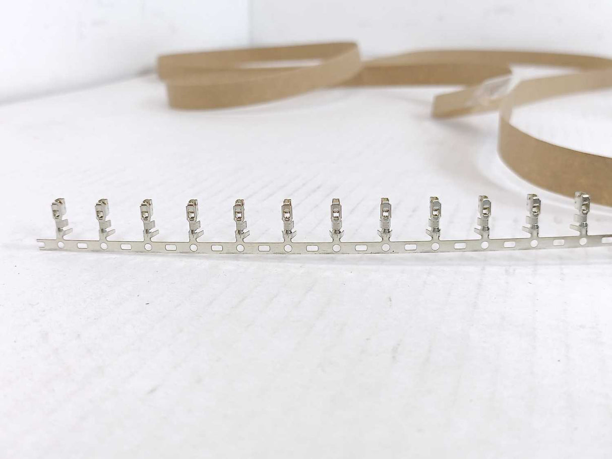 TE Connectivity 1744201-1 EP-II CONTACT LANCELESS, 20-16 Crimp Tin ~800pcs.