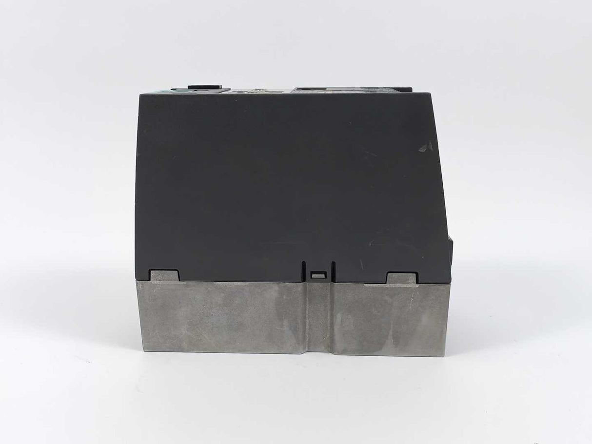 Siemens 6SL3210-1SB12-3UA0 Sinamics Power Module 340, 1AC 200-240V 6.0A 50/60Hz