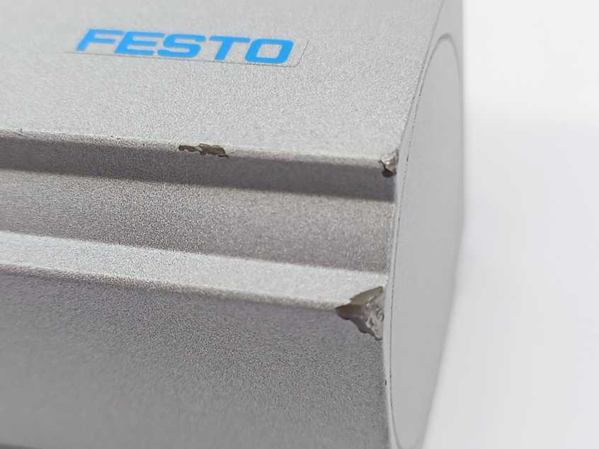 Festo 2082428 EMME-AS-40-S-LV-AS Servo Motor