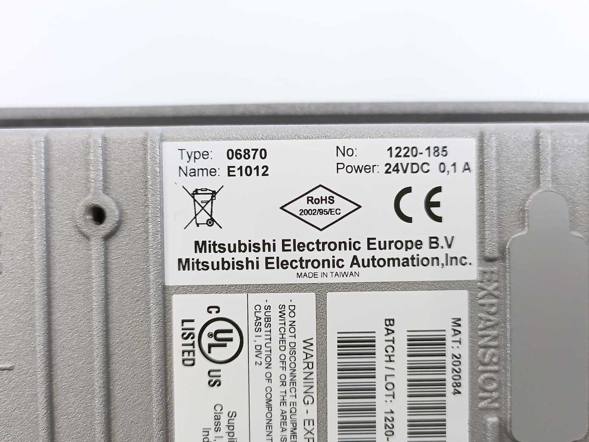 Mitsubishi 06870 E1012 Operator Panel - 24VDC 0,1A