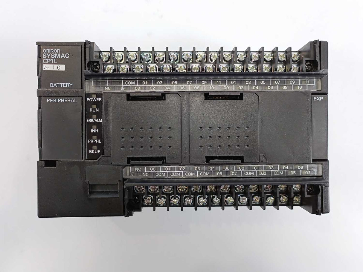 OMRON CP1L-M40DT1-D Programmable Controller, 24VDC Supply