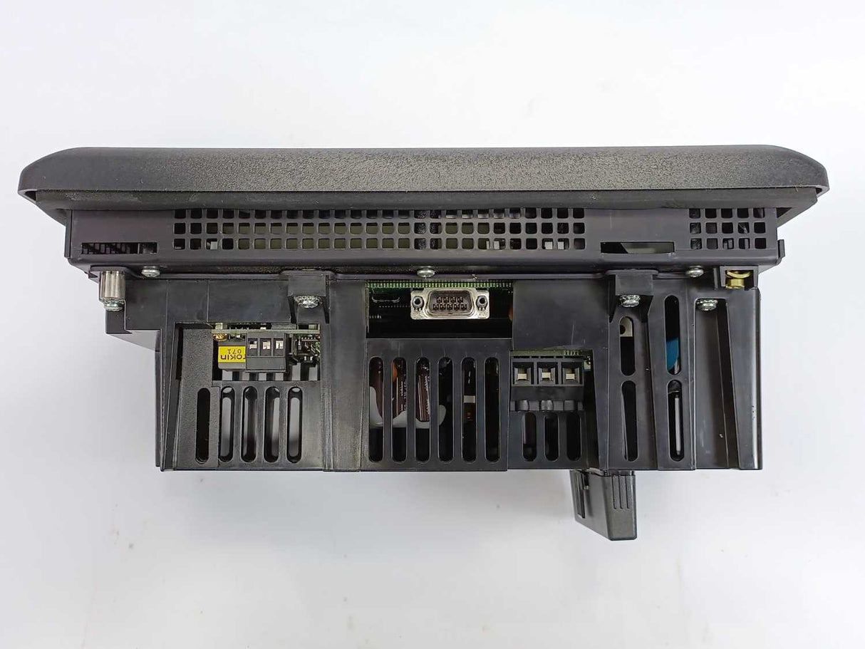 AB 2711-B6C8 Ser. B PanelView 600 Operator Terminal. Backlight Defect