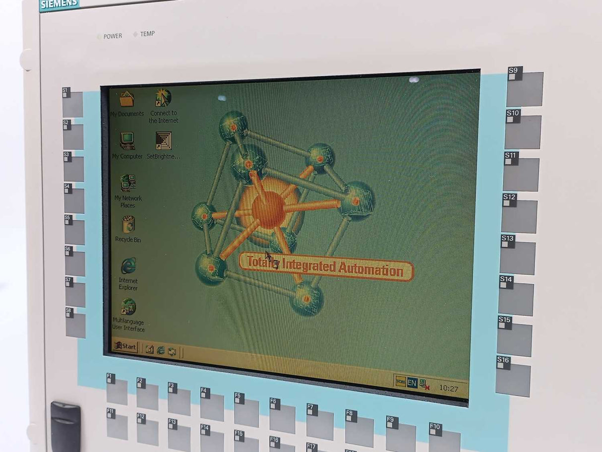 Siemens 6AV7611-0AB22-0AG0 SIMATIC Panel PC 670 (24V)