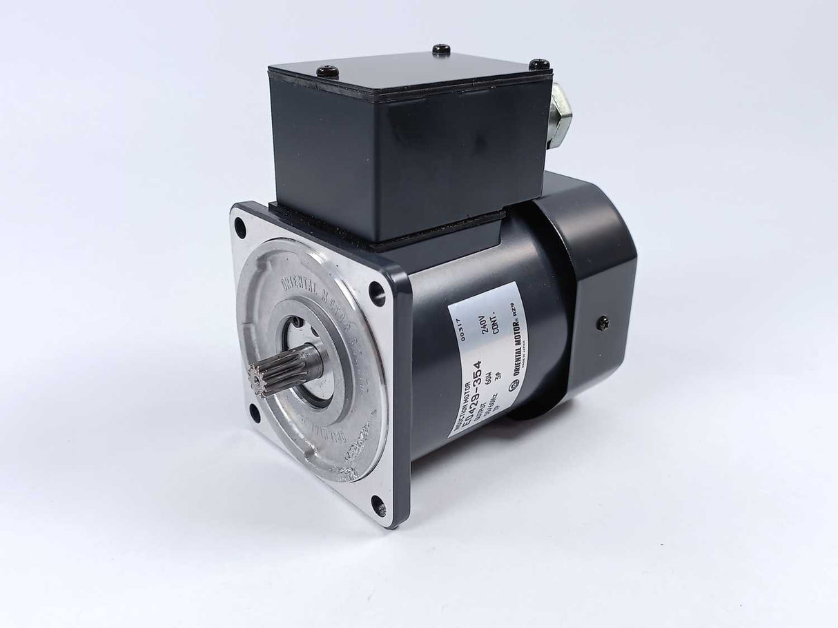 Oriental Motor E0429-354 Induction Motor