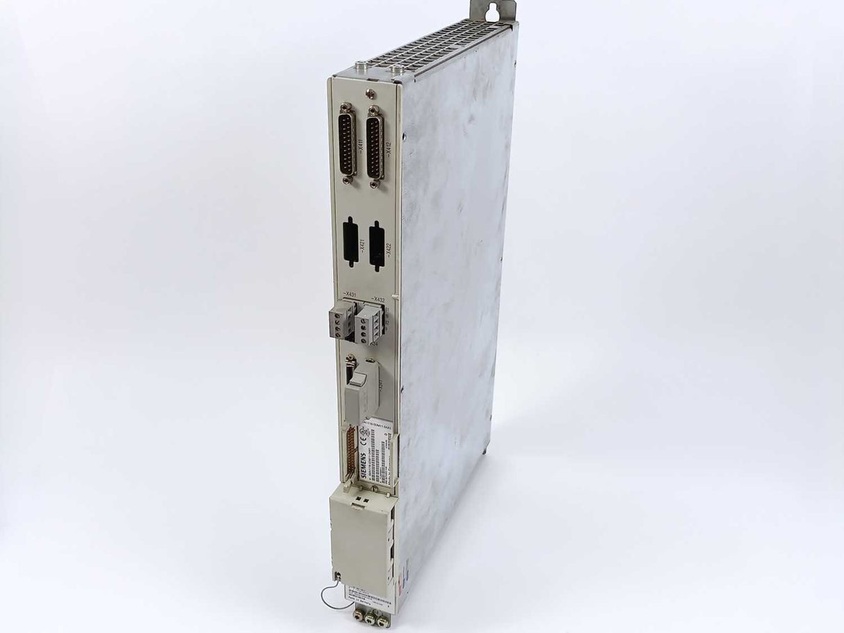 Siemens 6SN118-0DM11-0AA1 SIMODRIVE 611-D + 6SN1123-1AA00-0BA1