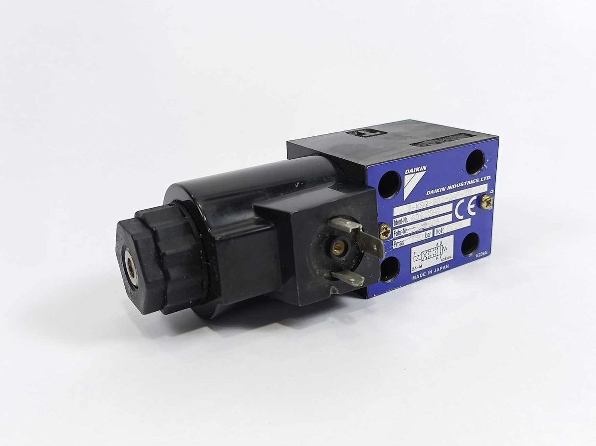 DAIKIN J-KS0-G02-2AP-30 Directional Control Valve