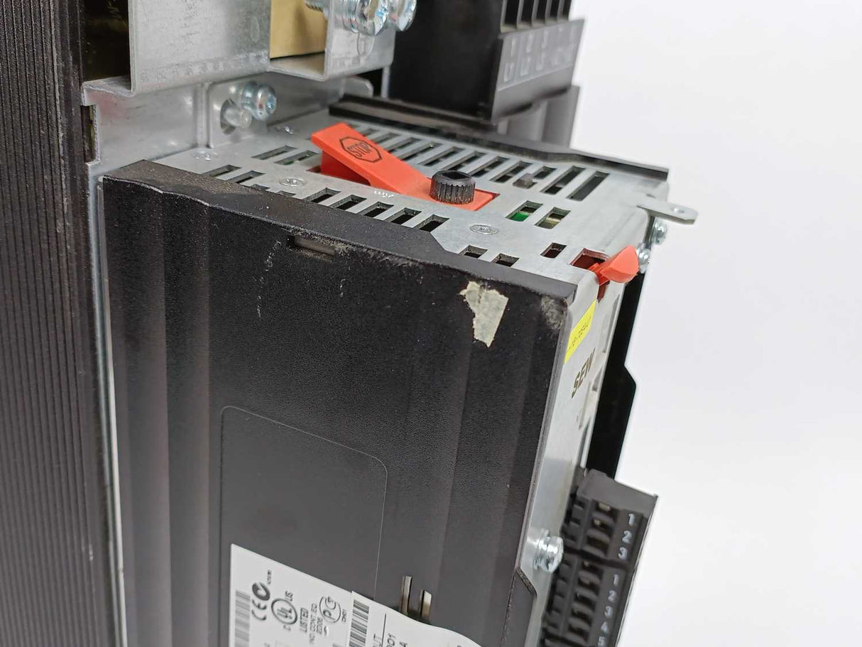 SEW-EURODRIVE MDX61B0300-503-4-0T/L Movidrive Control Unit 18210406, 28200977