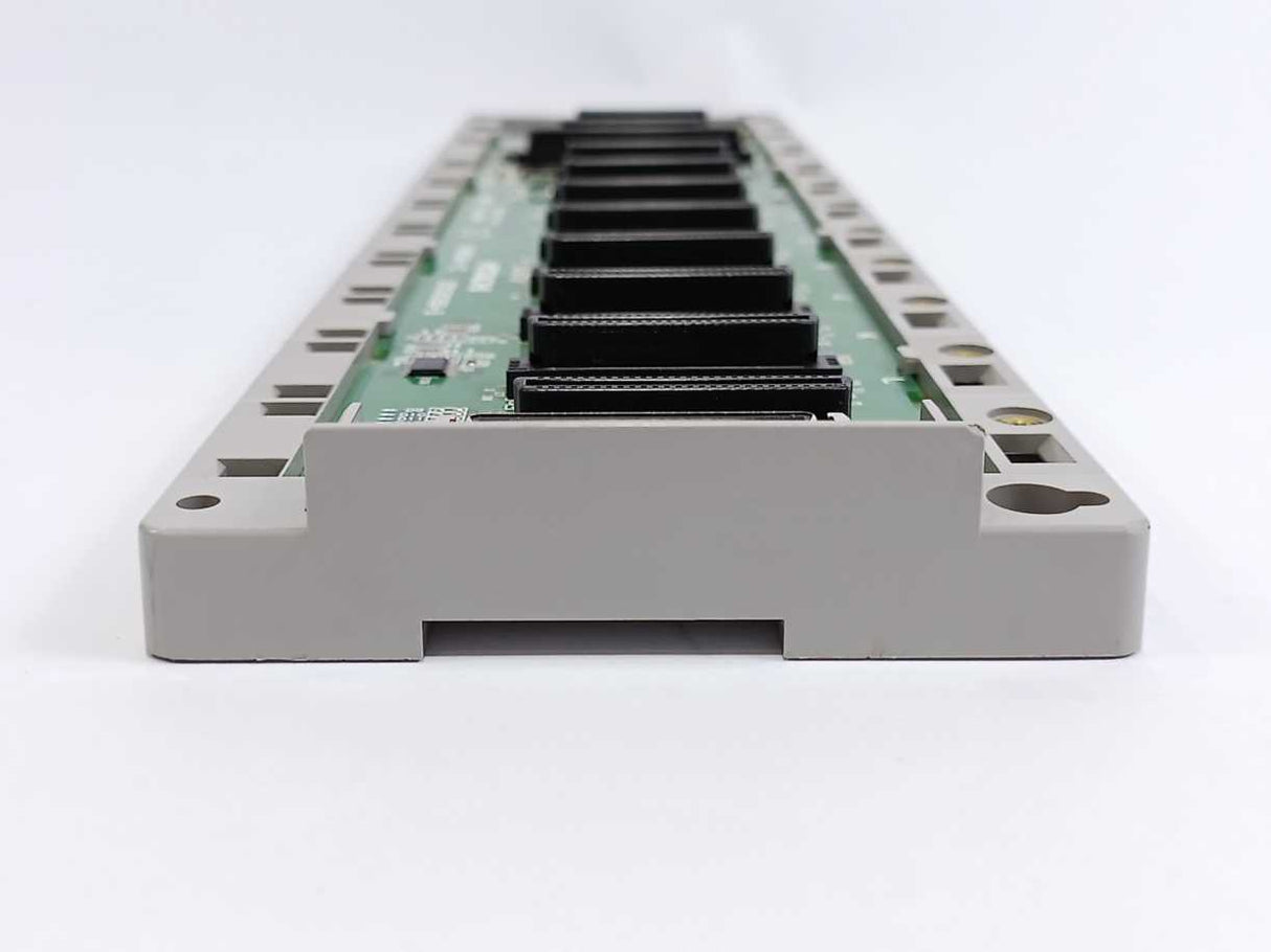 HITACHI EHBS8A-1C 33038369-3 Programmable Controller Base