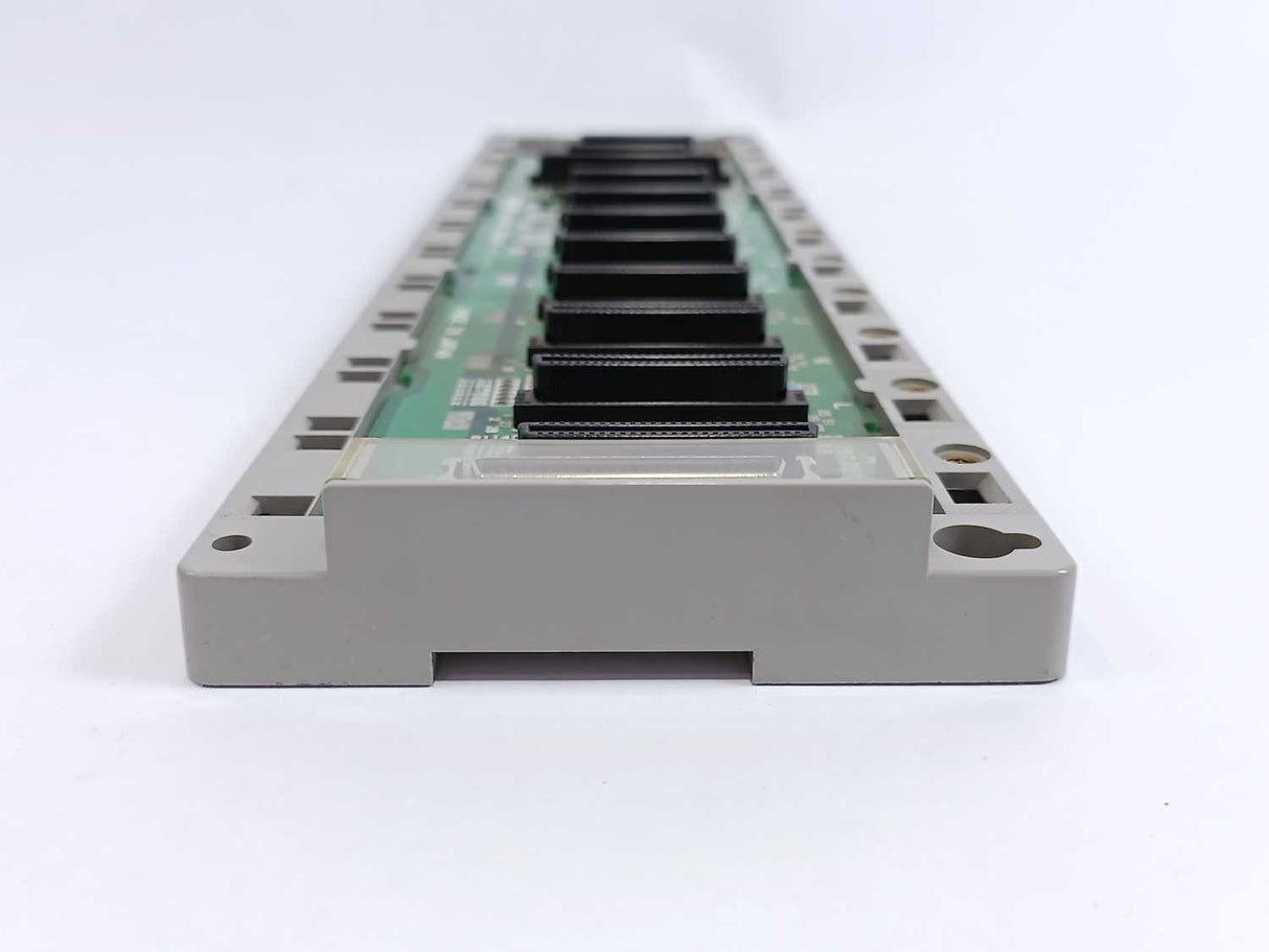 HITACHI EHBASE8 33030471-1 EH-BS8 Programmable Controller Base