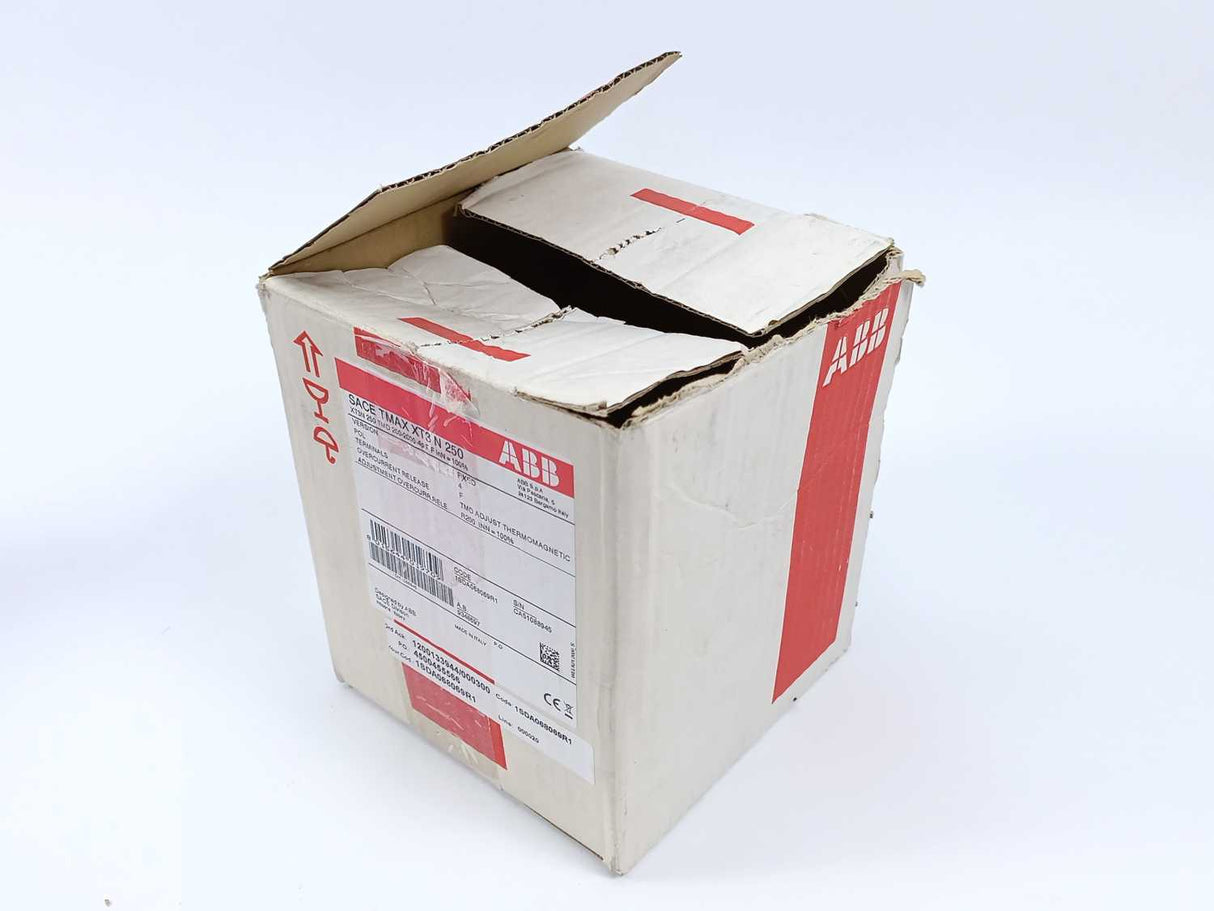 ABB 1SDA068069R1 Tmax XT3N 250 TMD 80-800 4p F F
