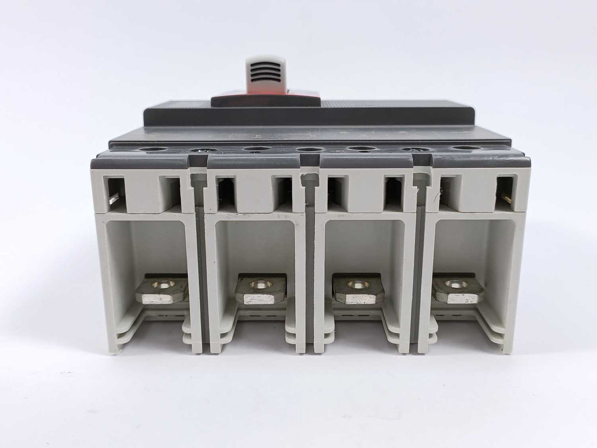 ABB 1SDA068069R1 Tmax XT3N 250 TMD 80-800 4p F F