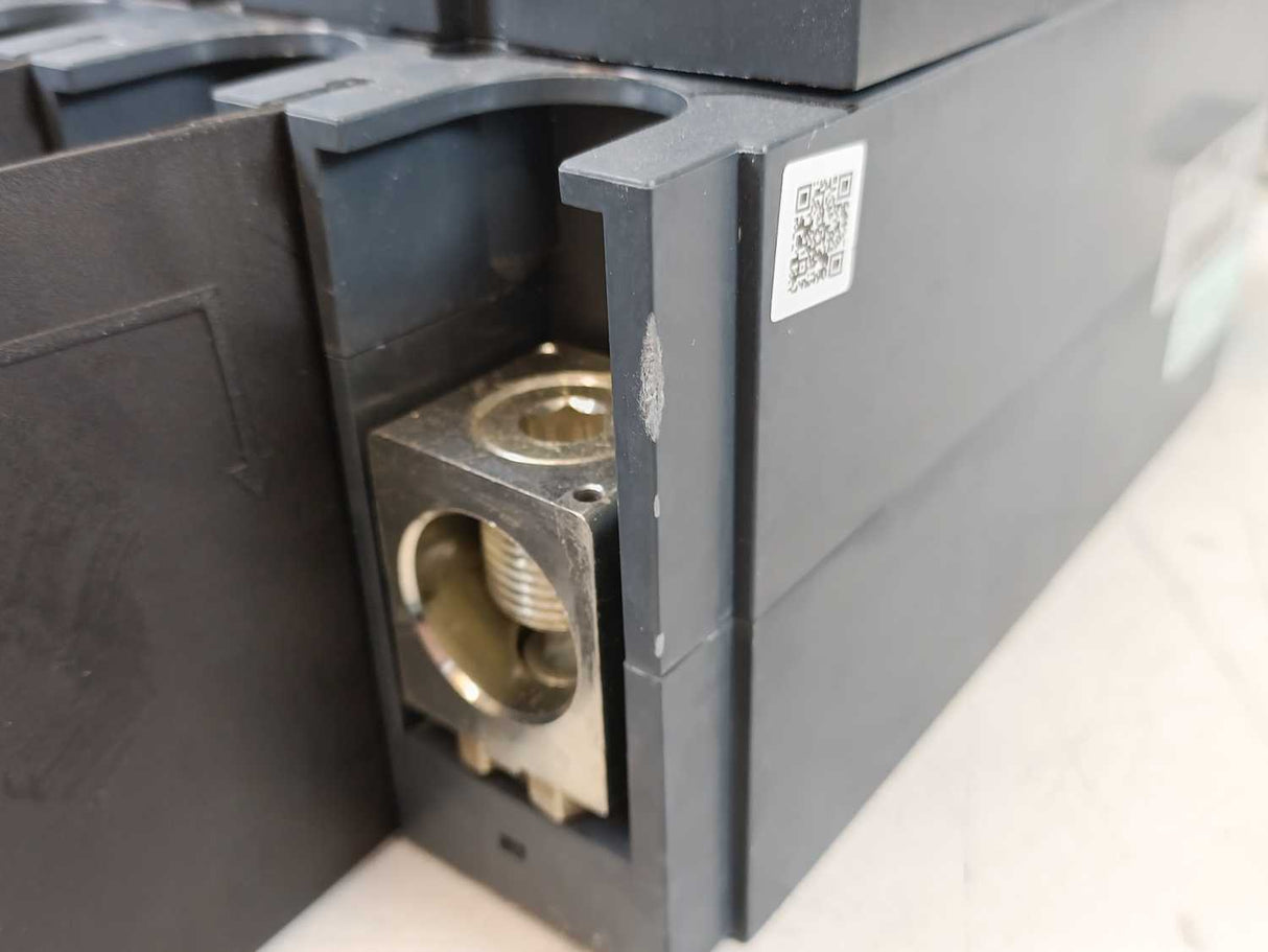 Schneider Electric INS630 Compact Switch Disconnector, mounted not used