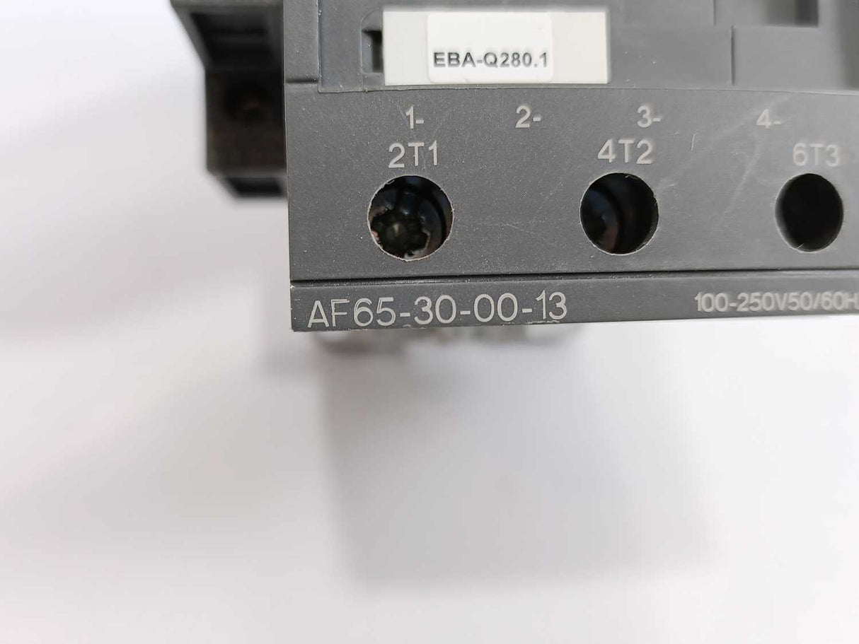 ABB AF65-30-00-13 3 pole Contactor with Screw Terminals 100-250V 50/60Hz-DC