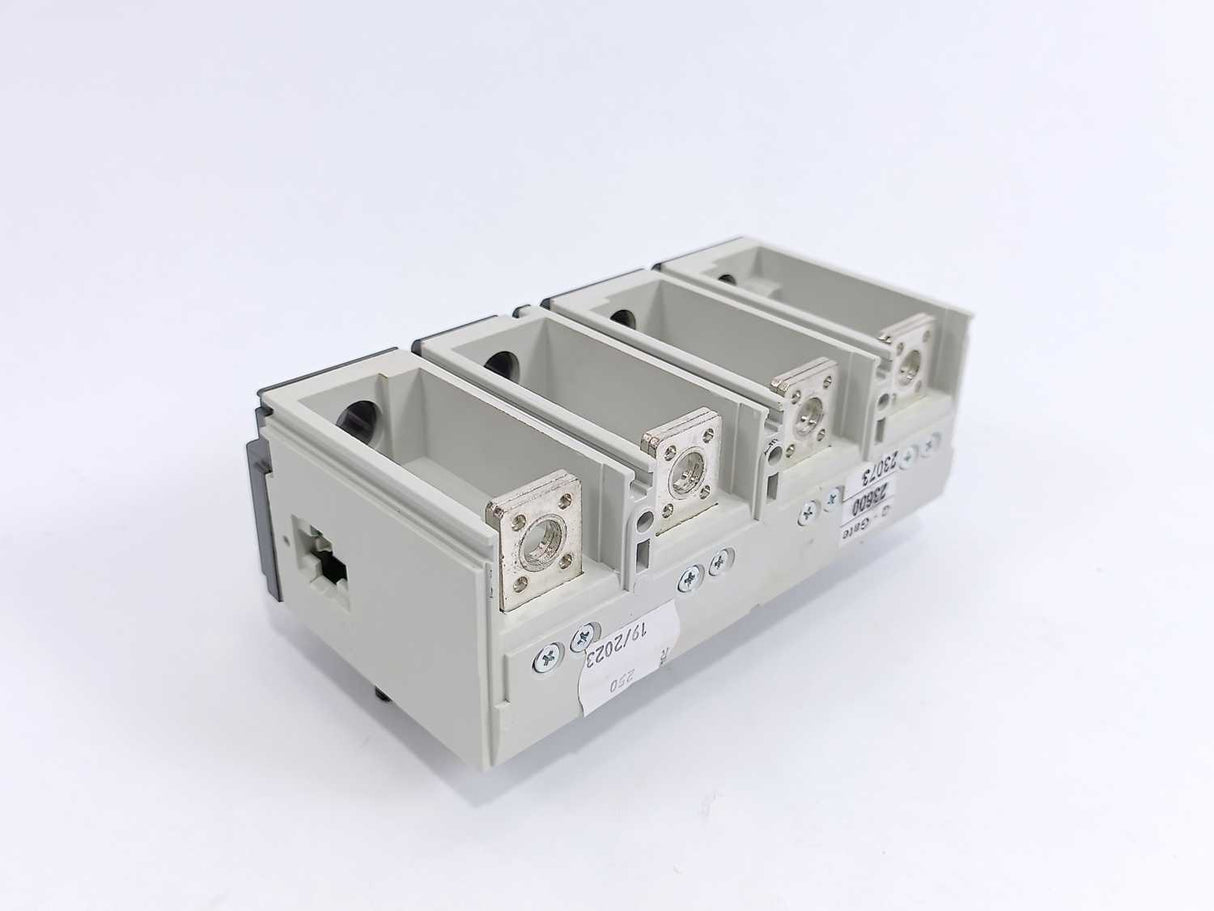 ABB 1SDA100319R1 Ekip Touch LSI In160A XT4 4p Circuit Breaker