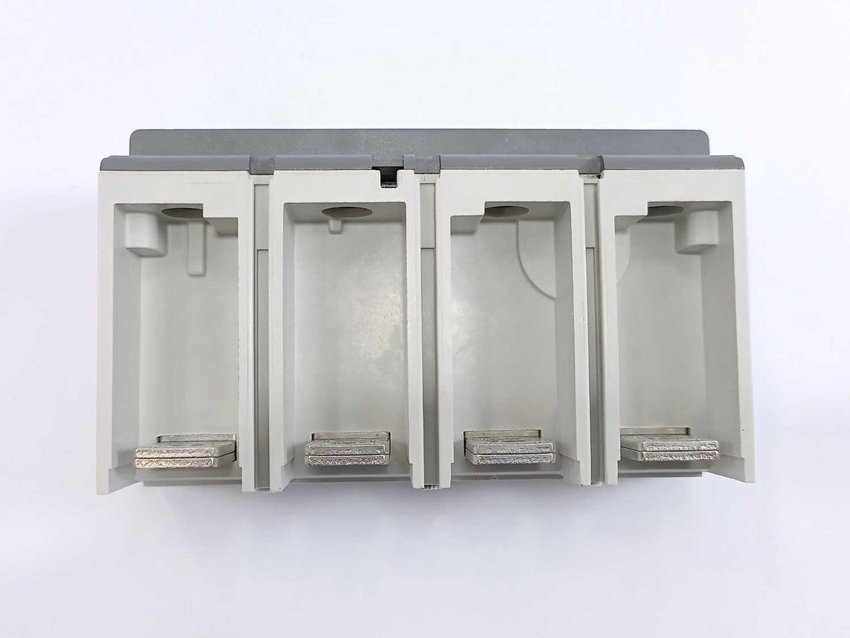 ABB 1SDA100319R1 Ekip Touch LSI In160A XT4 4p Circuit Breaker
