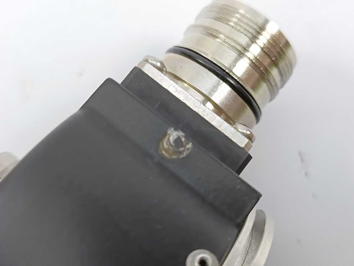 BAUMER ELECTRIC BHG 16.05A 5000-E2-A Incremental Hollow Shaft Rotary Encoder