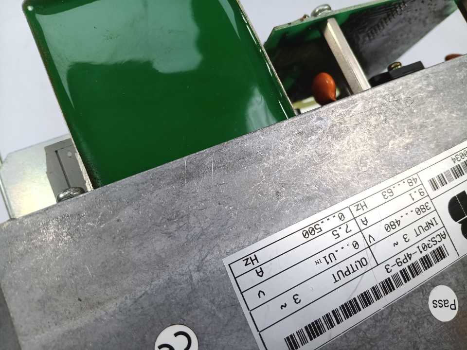 ABB ACS301-4P9-3 ACS300 Frequency Converter *SPAREPARTS*