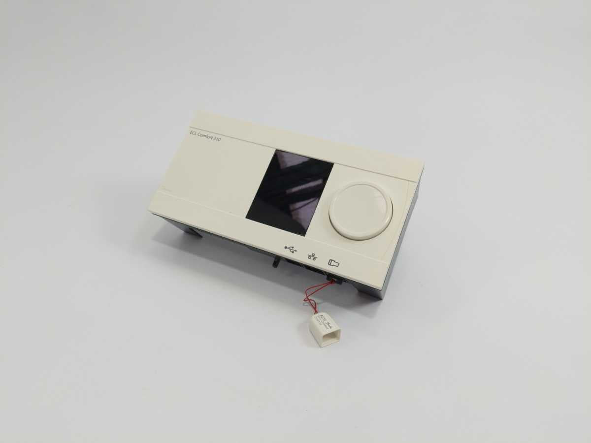 Danfoss 087H3044 ECL Comfort 310, LCD Dot Matrix
