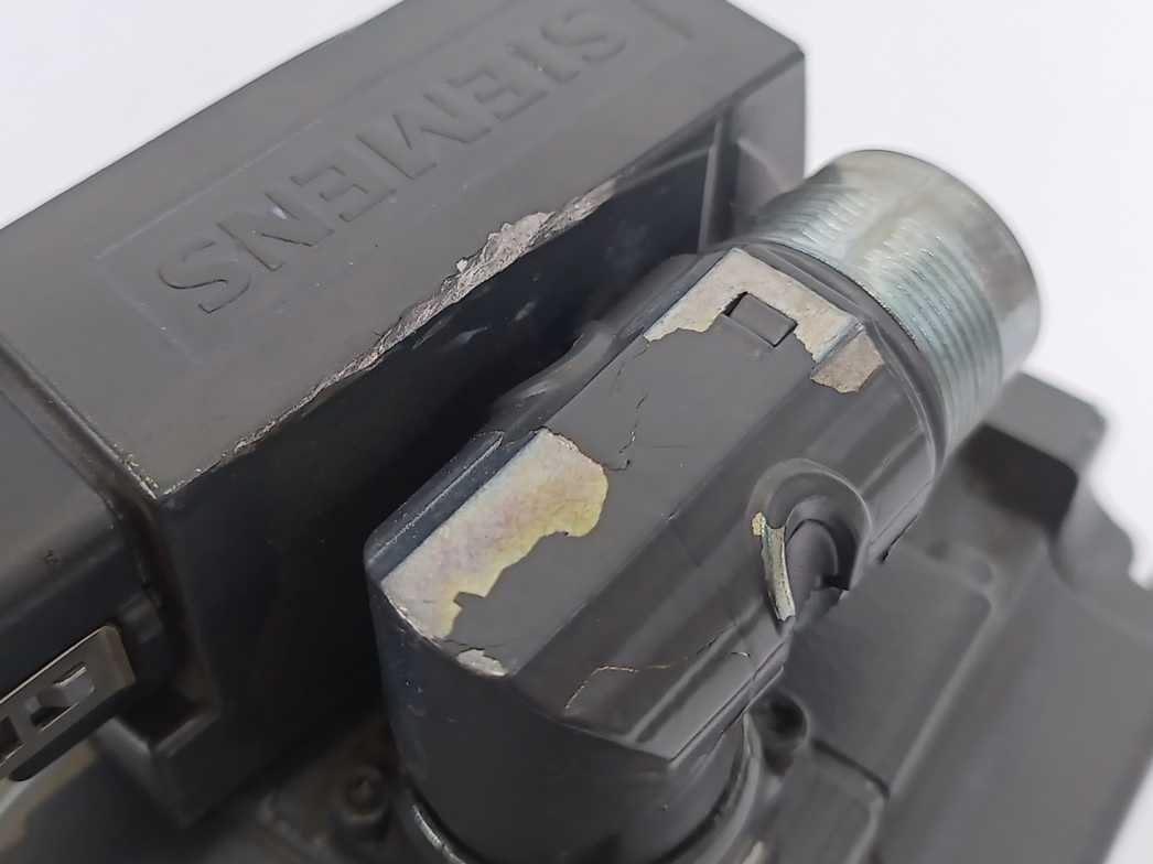 Siemens 1FK7042-5AF71-1UU5-Z SIMOTICS S Synchronous Servo Motor