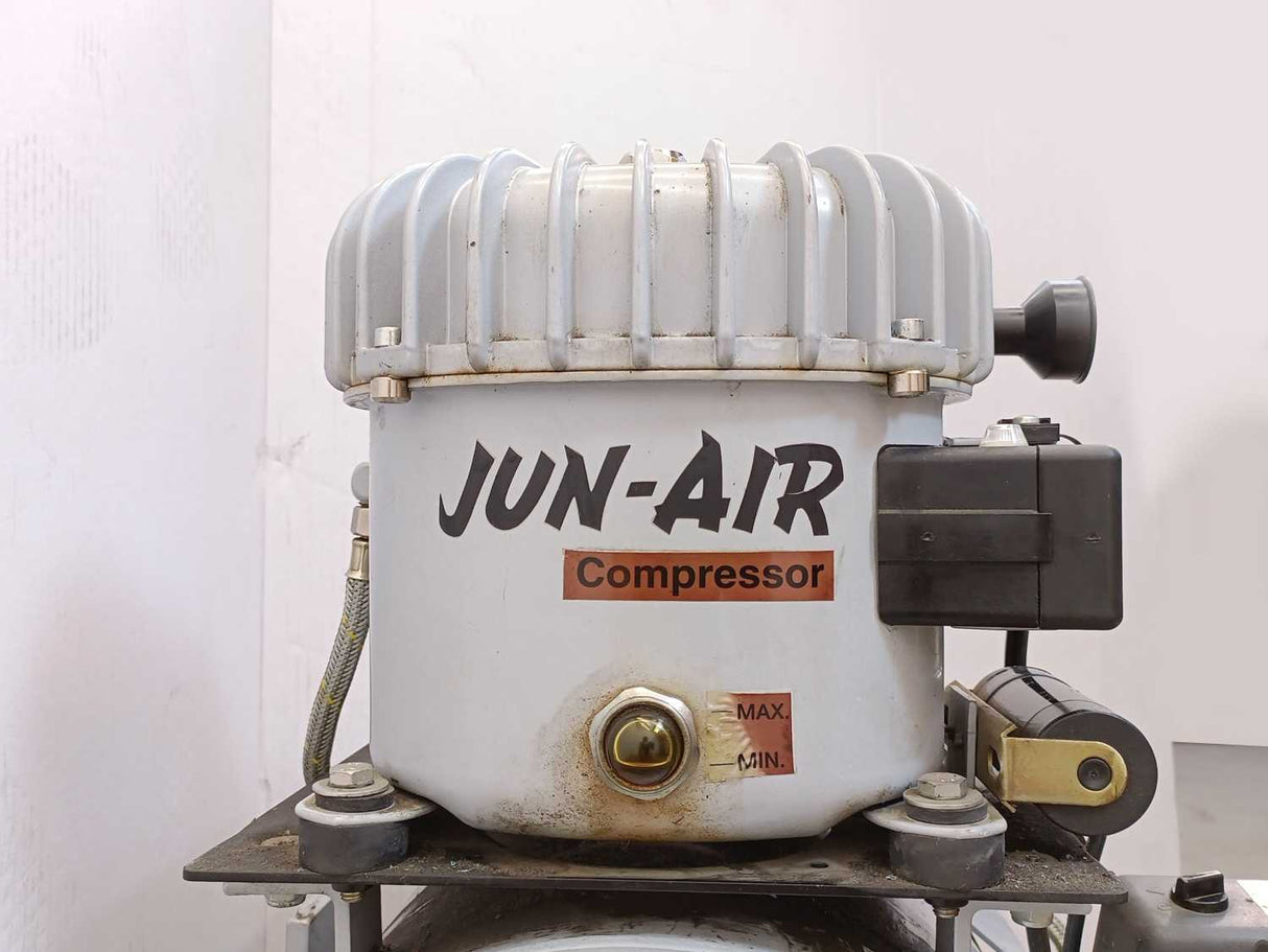 Jun-Air 6-40 3512097 Air Compressor