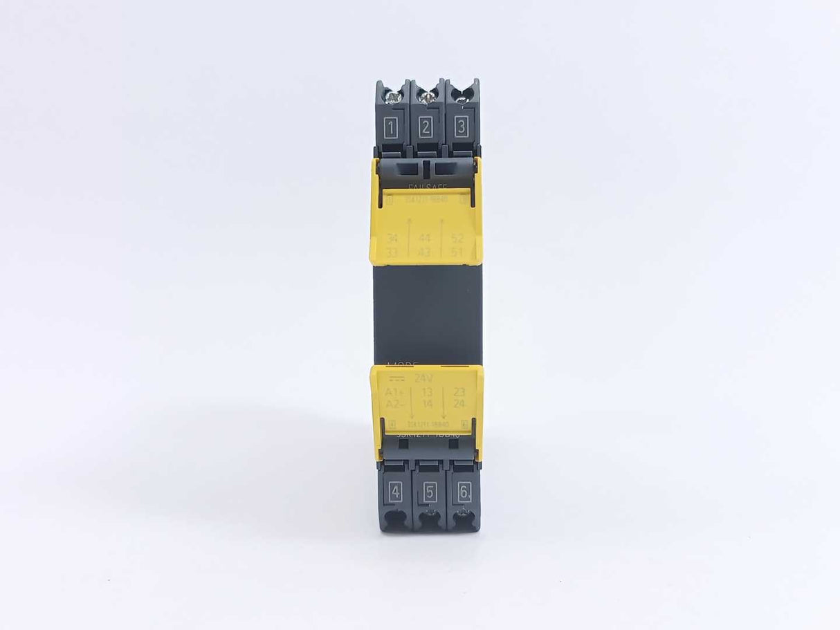 Siemens 3SK1211-1BB40 SIRIUS Safety Relay Output Expansion 4RO