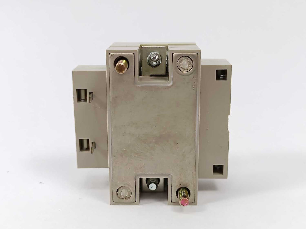OMRON G32A-A40-VD Power Device Cartridge 24-240VAC, 50/60Hz