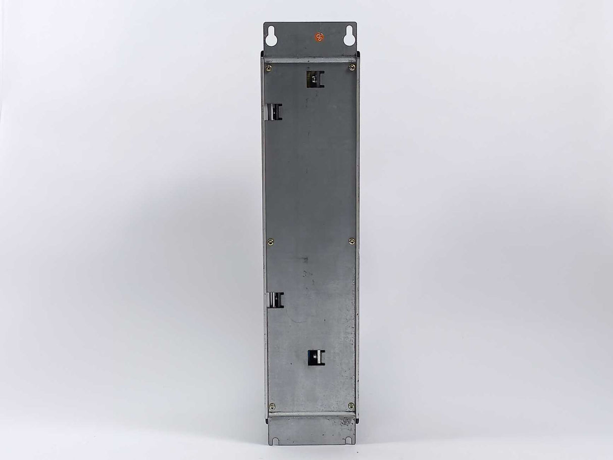 Danfoss VLT5003PT5B20STR3DLF00A00C0 175Z0046 VLT Frequency Inverter 3.1kVa