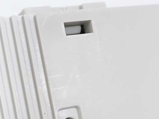 Rittal SV 9340.004 Busbar Support for Flat Copper Busbars Batch 4 Pcs.