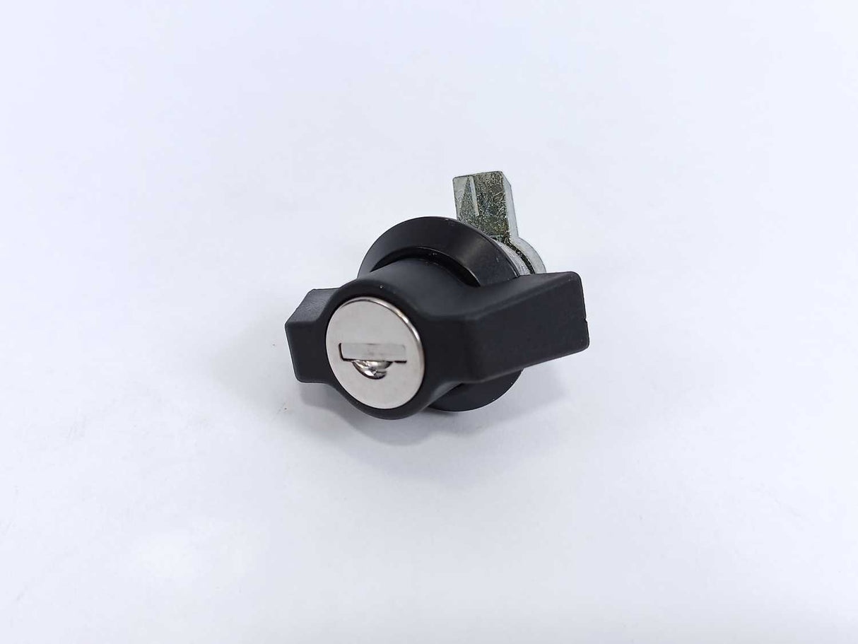 Eaton 220B0013 Front-mounted Closure Mechanism with Cylinder Lock