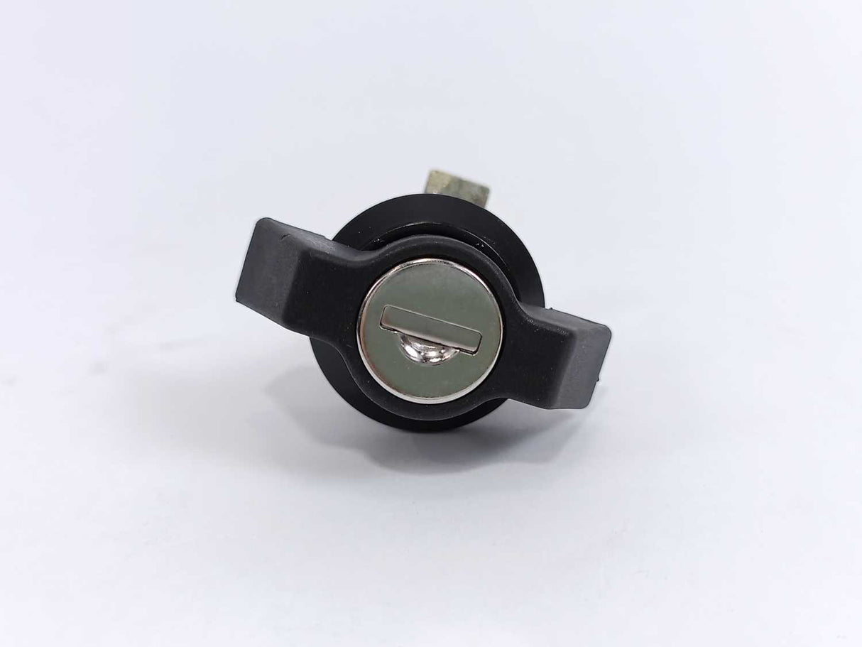Eaton 220B0013 Front-mounted Closure Mechanism with Cylinder Lock