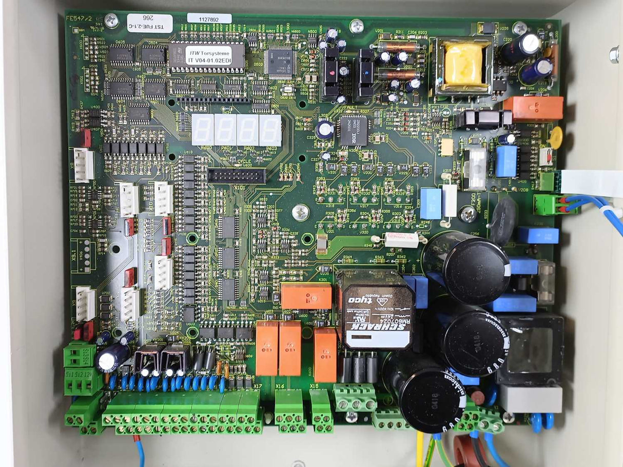 Rittal EB1556.009 Electric Box 6130412/002 W: FE547/2, A9A15151, OT16E