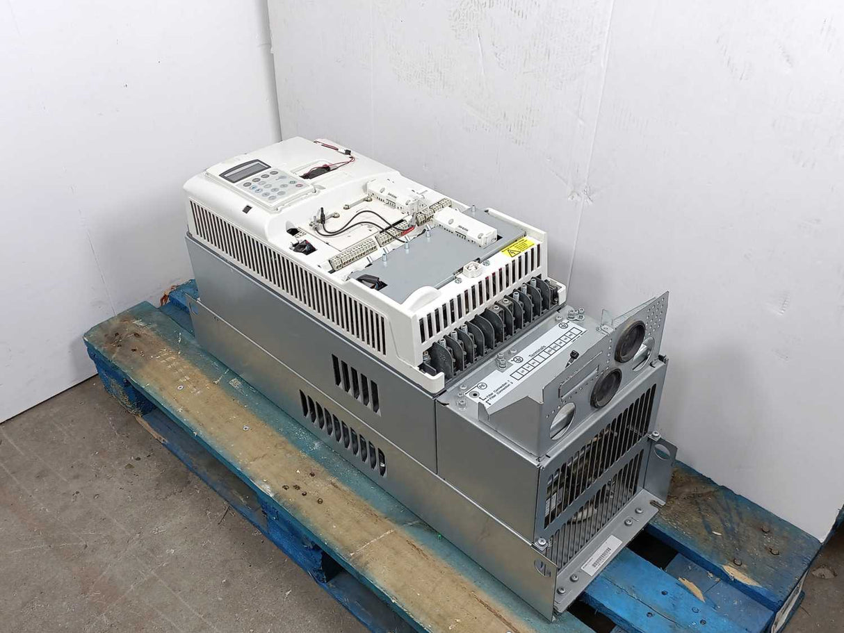 ABB ACS800-31-0050-3 IP21 UL Open Type, Low voltage AC With: CDP312R