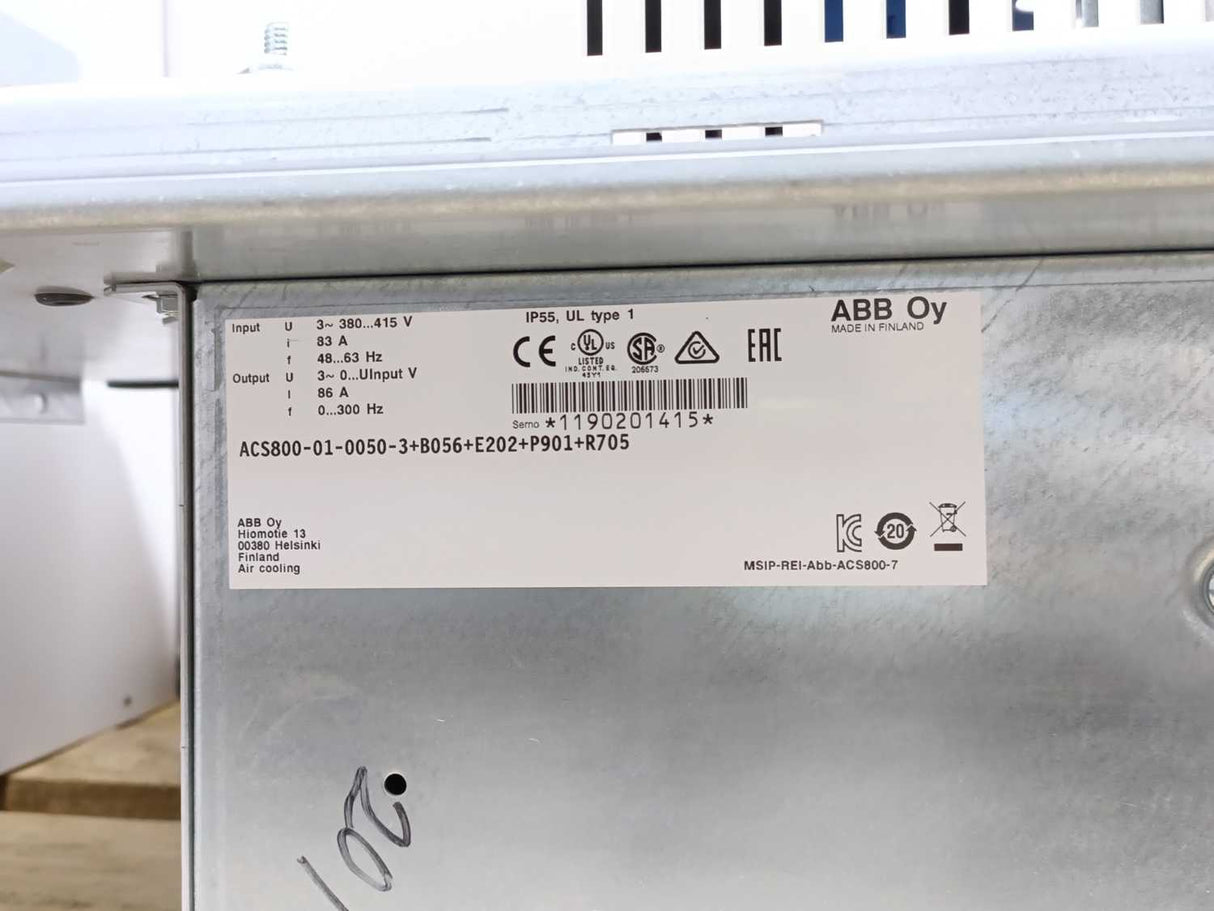 ABB ACS800-01-0050-3+B056+E202+P901+R705 IP55, UL Type 1+Control Panel CDP312R