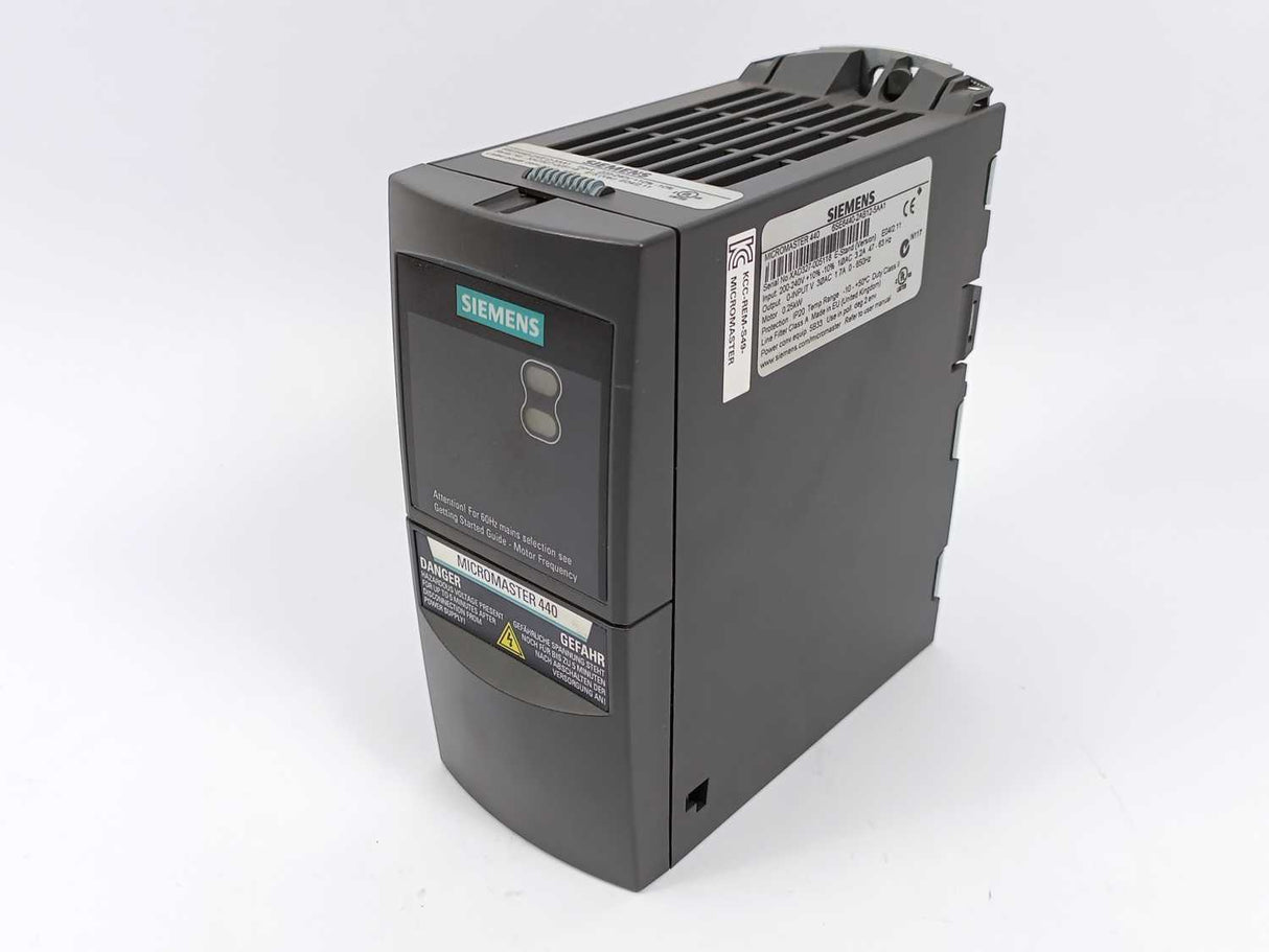 Siemens 6SE6440-2AB12-5AA1 MICROMASTER 440 Frequency Converter 0.25kW