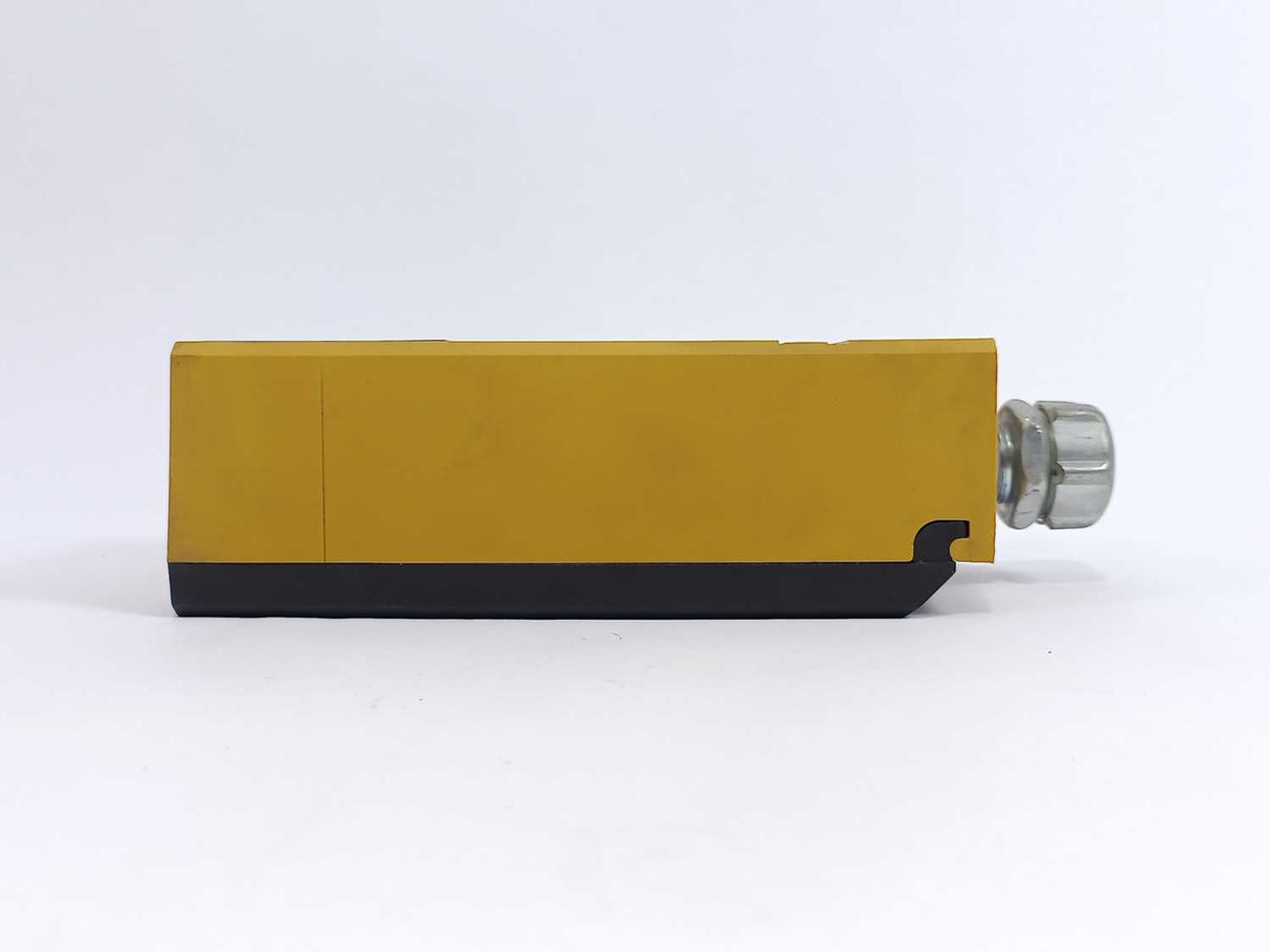 OMRON E3K-R10 Photoelectric Switch