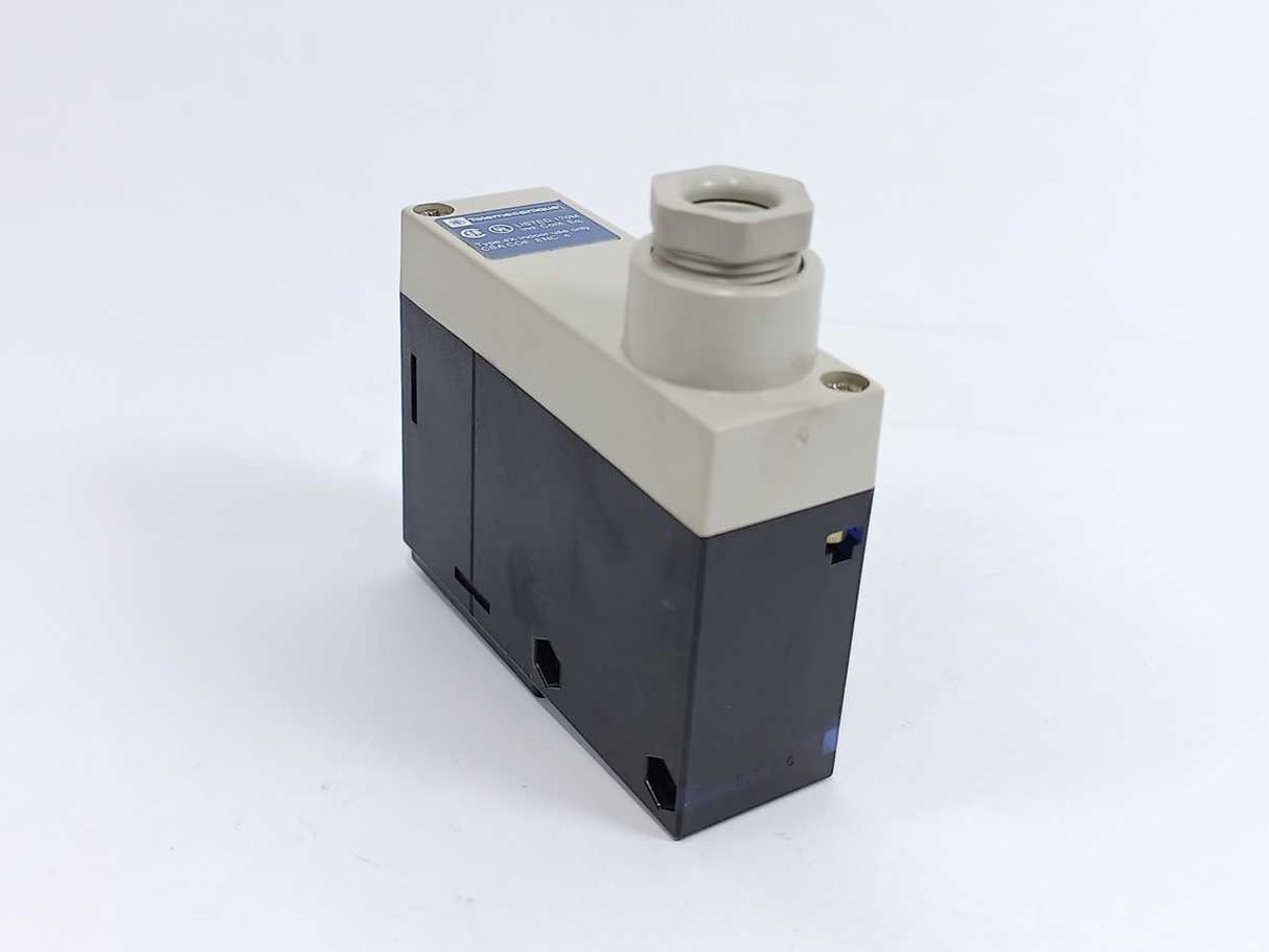 Schneider / Telemecanique XUJ-T060319 Electrical Sensor